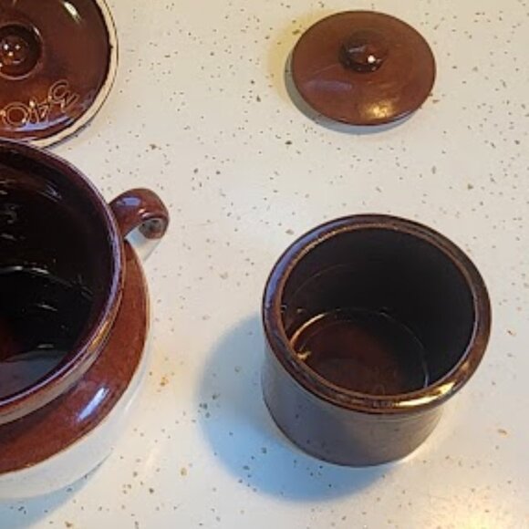 Vintage McCoy Pottery Bean Pot and Lid with Bonus Jar with Lid - Picture 6 of 6